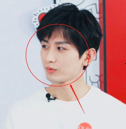 成毅爆料最新动态图片高清,高清美照引粉丝热议  第2张